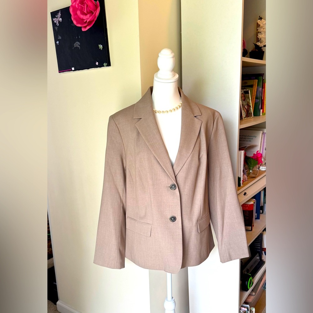 Tan Women's Blazer